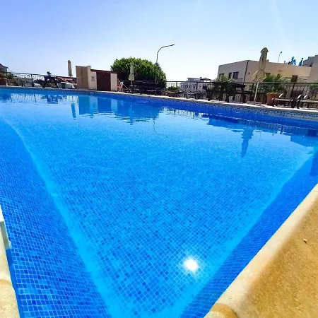 Lazy Days Pool * Voroklini