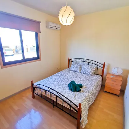 Lazy Days Pool Apartment Voroklini